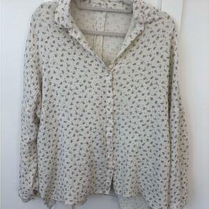Neuflora cream floral top size large